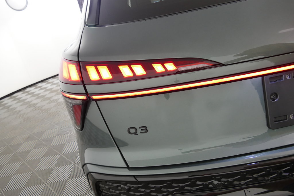 New 2026 Audi Q3 quattro 2.0T AWD/4WD image 29