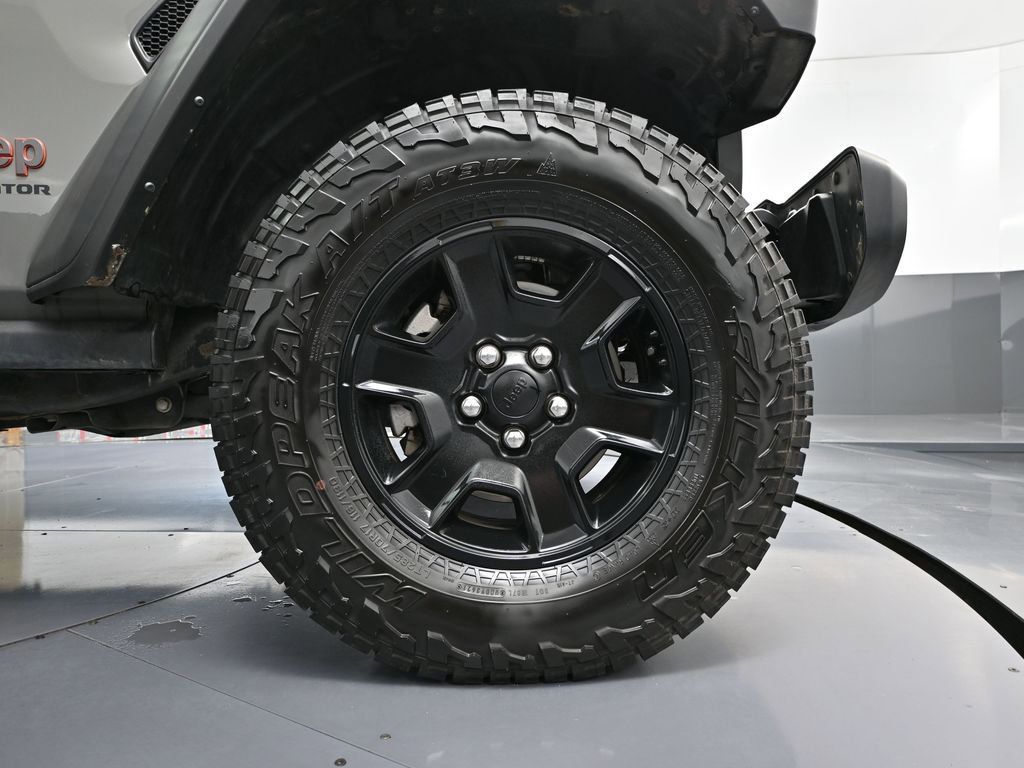 Used 2022 Jeep Gladiator Mojave w/ Auxiliary Switch Group image 16