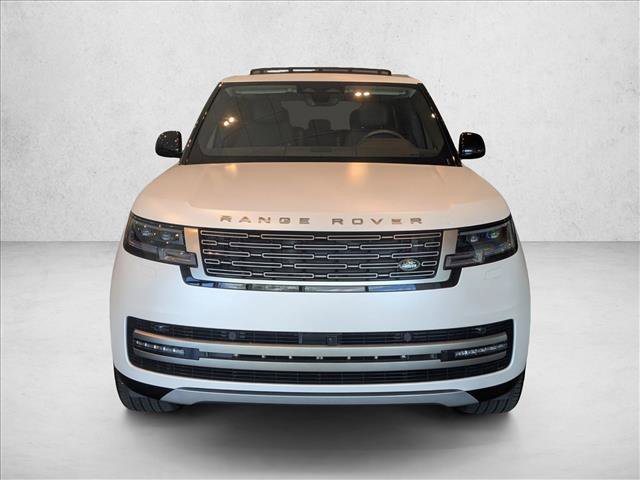 Used 2026 Land Rover Range Rover SE AWD/4WD image 2