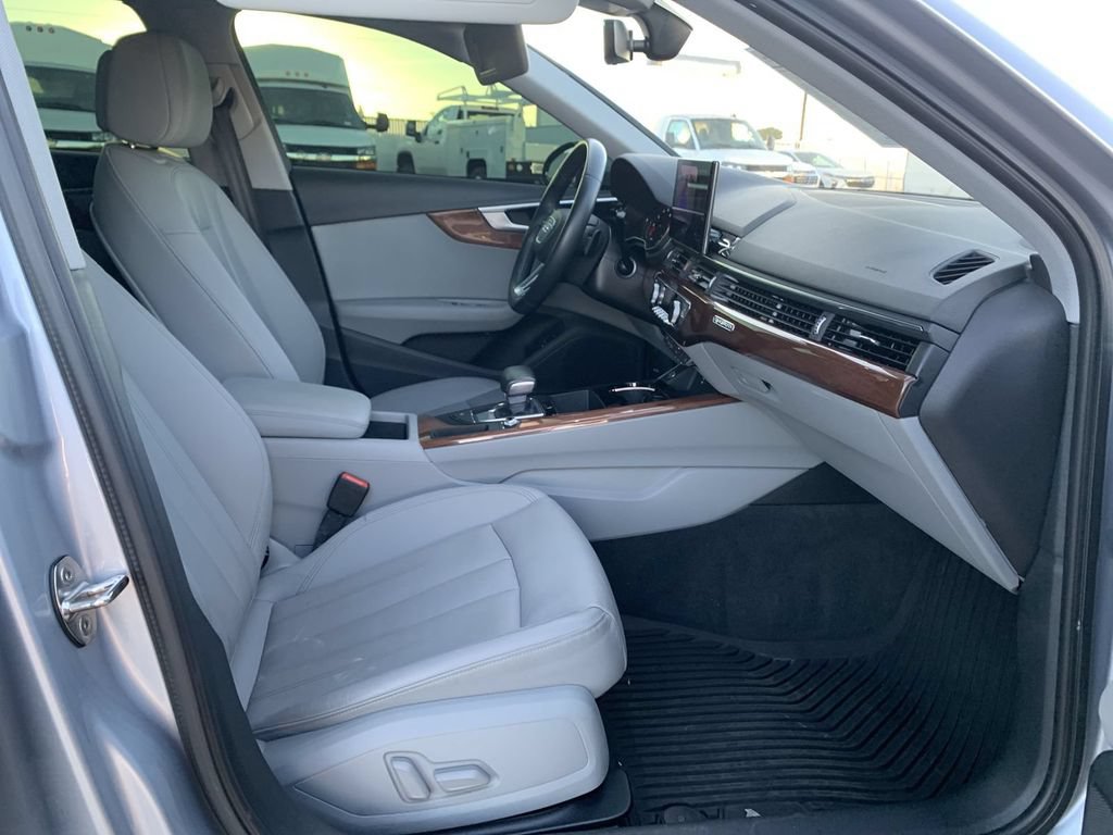 Used 2024 Audi A4 2.0T Premium w/ Convenience Package AWD/4WD image 27