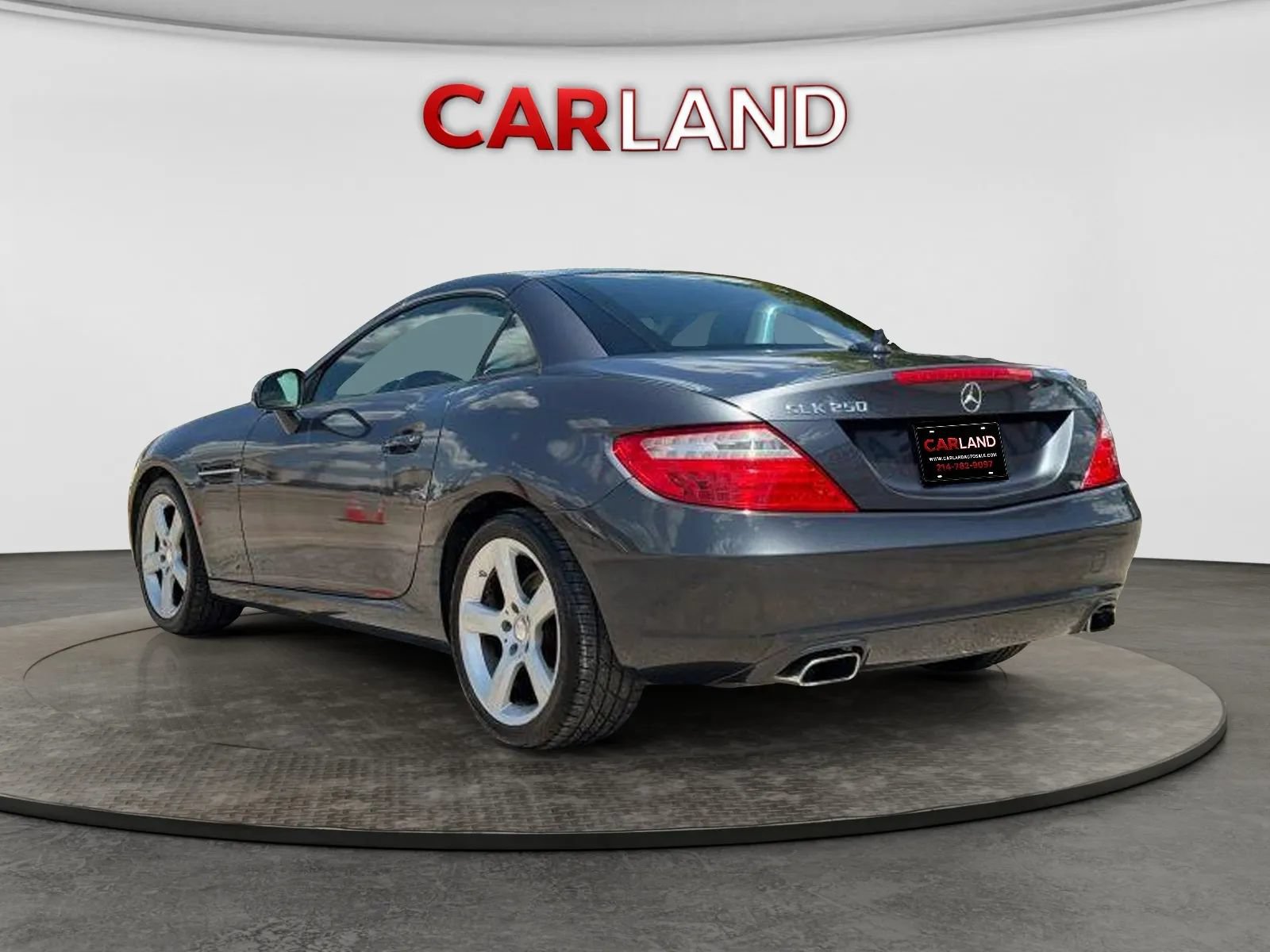 Used 2015 Mercedes-Benz SLK 250 image 7