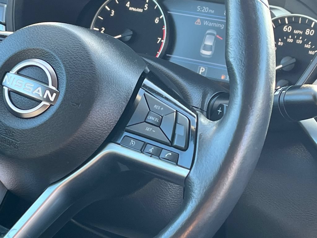 Used 2023 Nissan Altima 2.5 SR FWD image 39