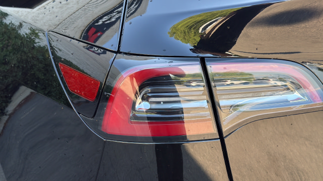 Used 2023 Tesla Model Y Long Range AWD/4WD image 31