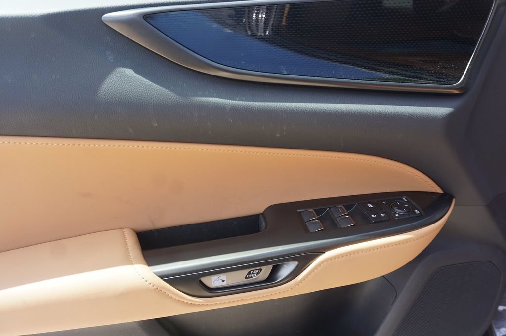 Used 2024 Lexus NX 350 AWD w/ Cold Area Package image 4