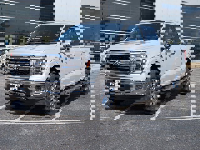 Certified 2025 Ford F150 Lariat w/ Equipment Group 501A Mid image 1
