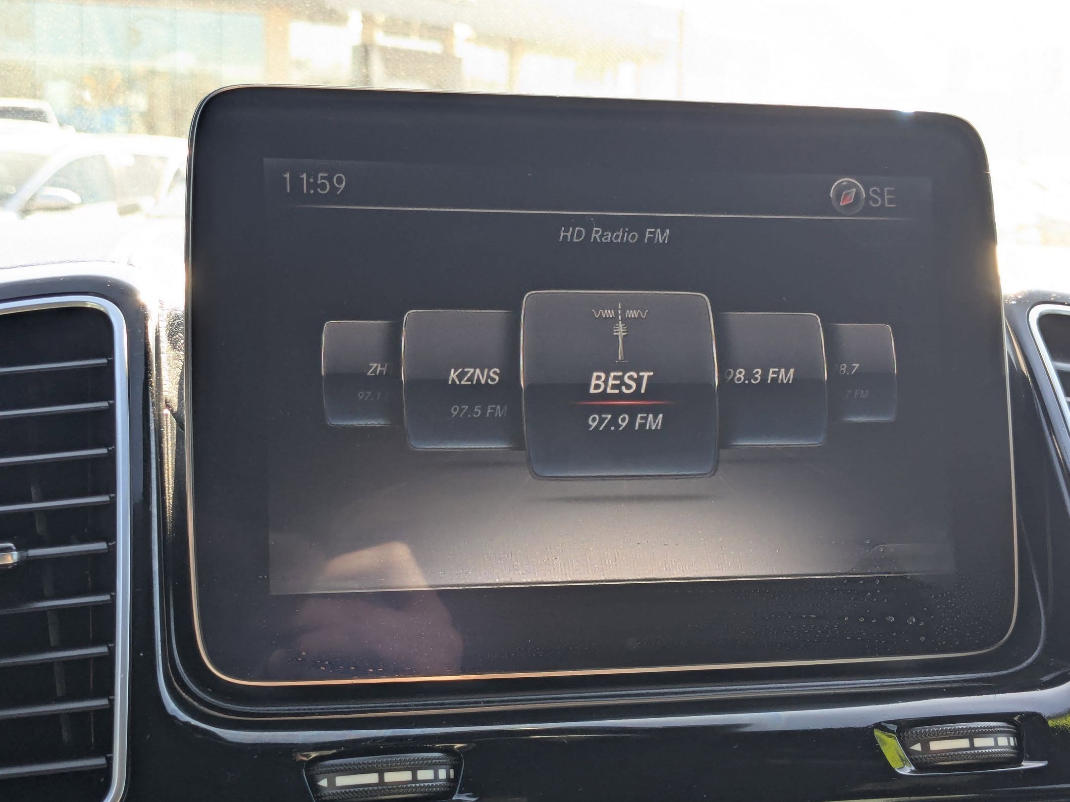 Used 2017 Mercedes-Benz GLE 43 AMG 4MATIC Coupe w/ Premium 3 Package image 21