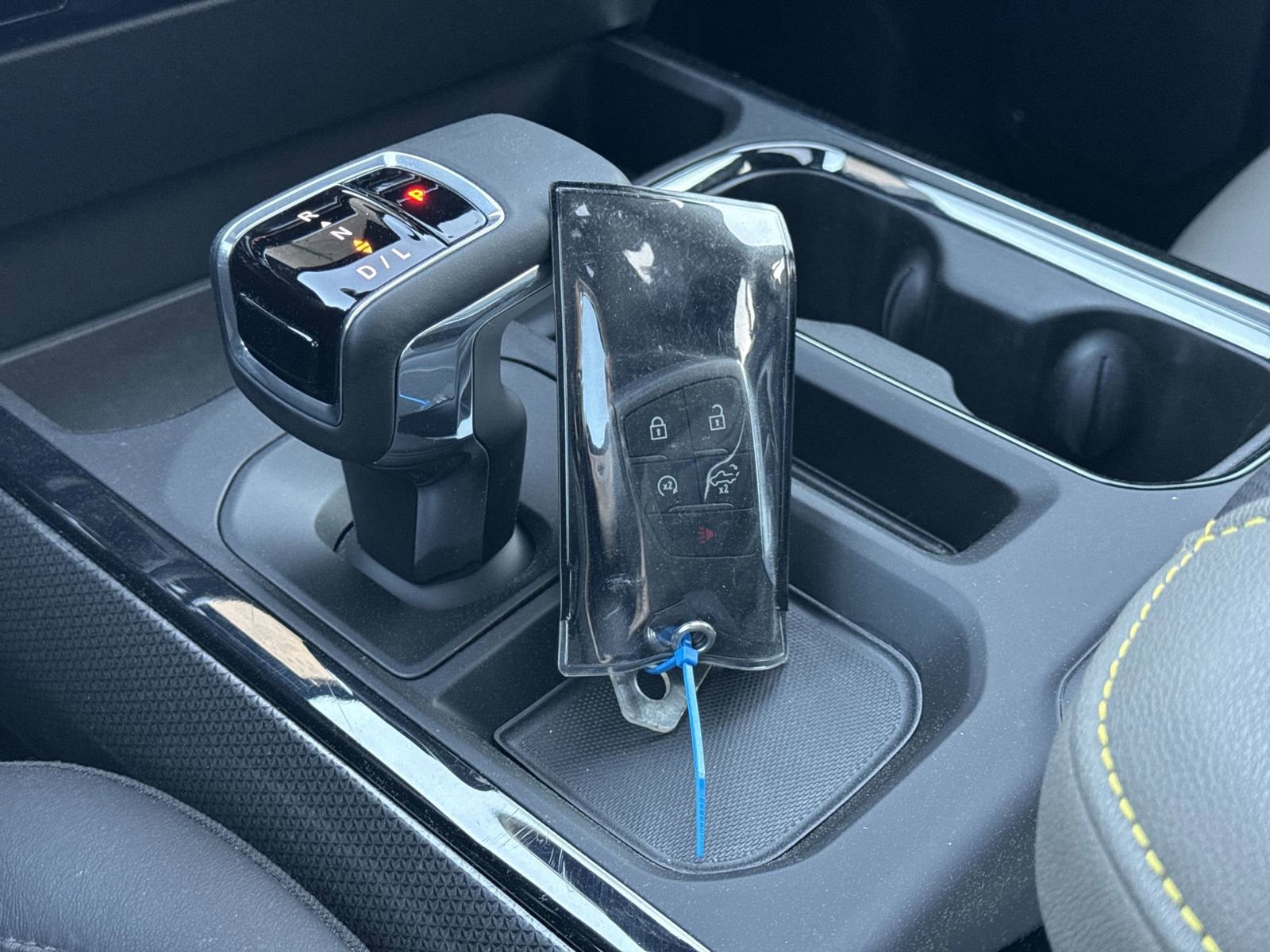Certified 2025 Chevrolet Silverado 1500 ZR2 w/ Technology Package image 36
