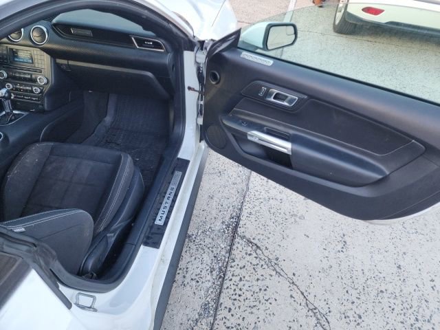Used 2018 Ford Mustang EcoBoost image 14