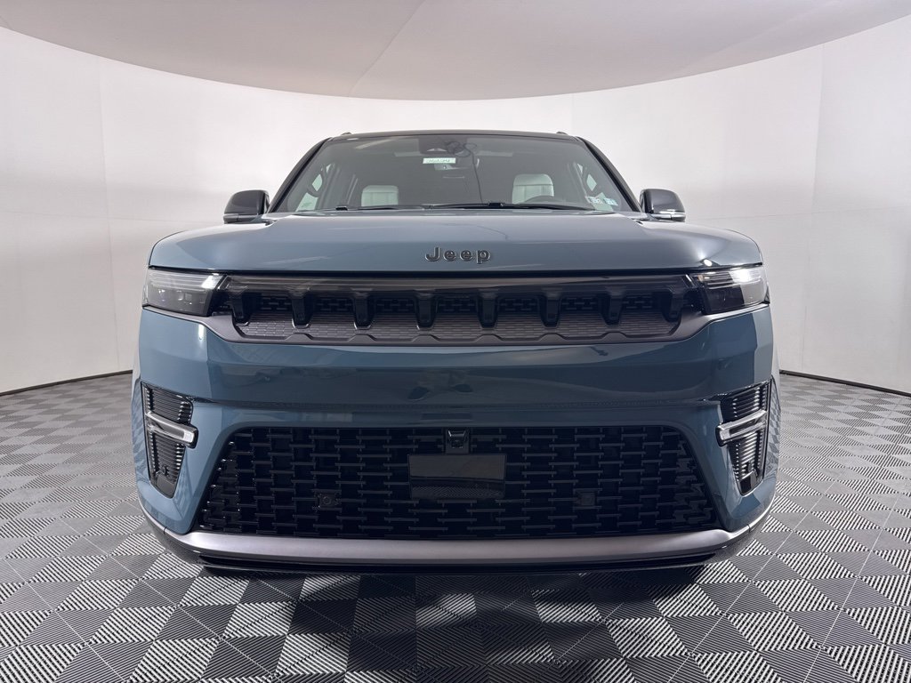 New 2026 Jeep Grand Wagoneer L Summit image 2