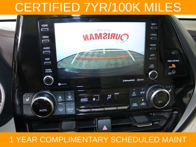 Used 2020 Toyota Highlander XLE AWD/4WD image 25