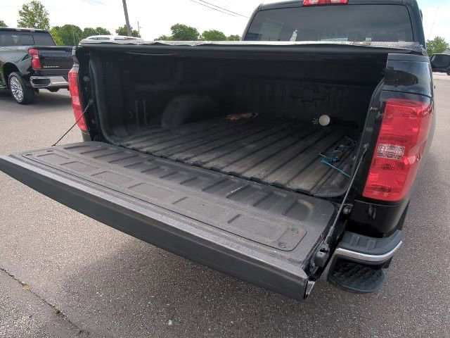 Used 2017 Chevrolet Silverado 1500 LT w/ All Star Edition AWD/4WD image 31