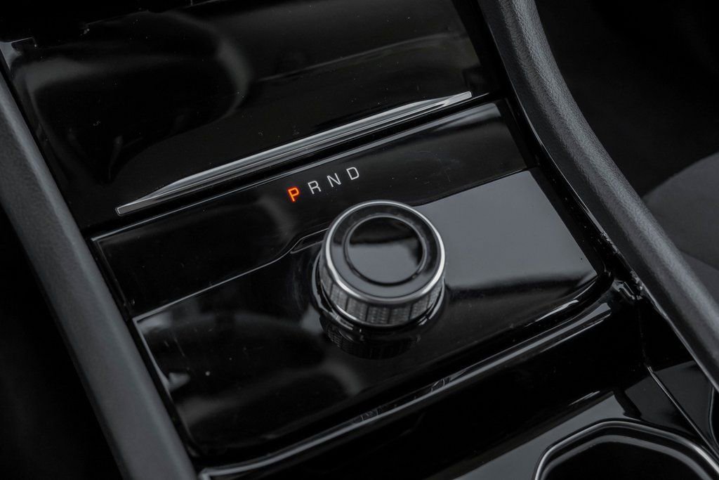 Used 2022 Jeep Grand Cherokee Laredo w/ Luxury Tech Group I image 33