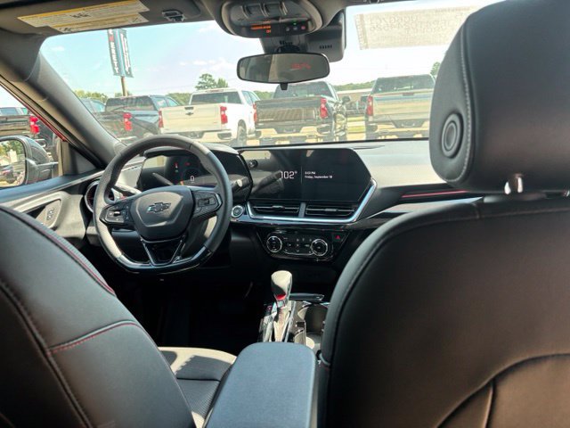 New 2026 Chevrolet Trax RS w/ Sunroof Package FWD image 13