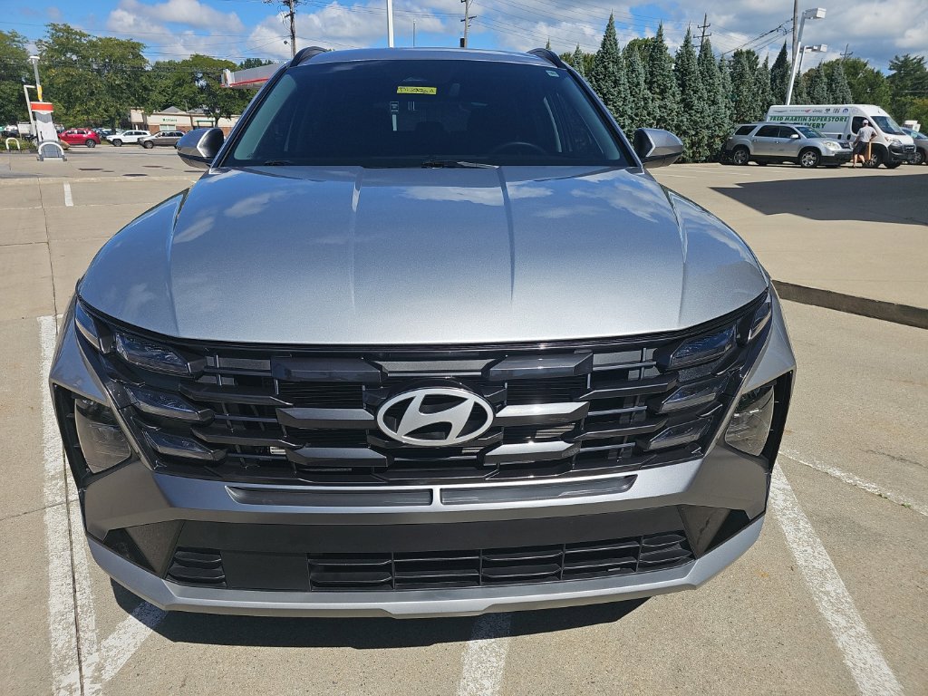 Used 2025 Hyundai Tucson SEL FWD image 8