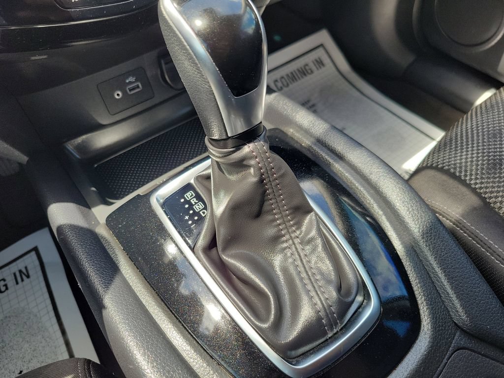 Used 2021 Nissan Rogue Sport SV FWD image 49