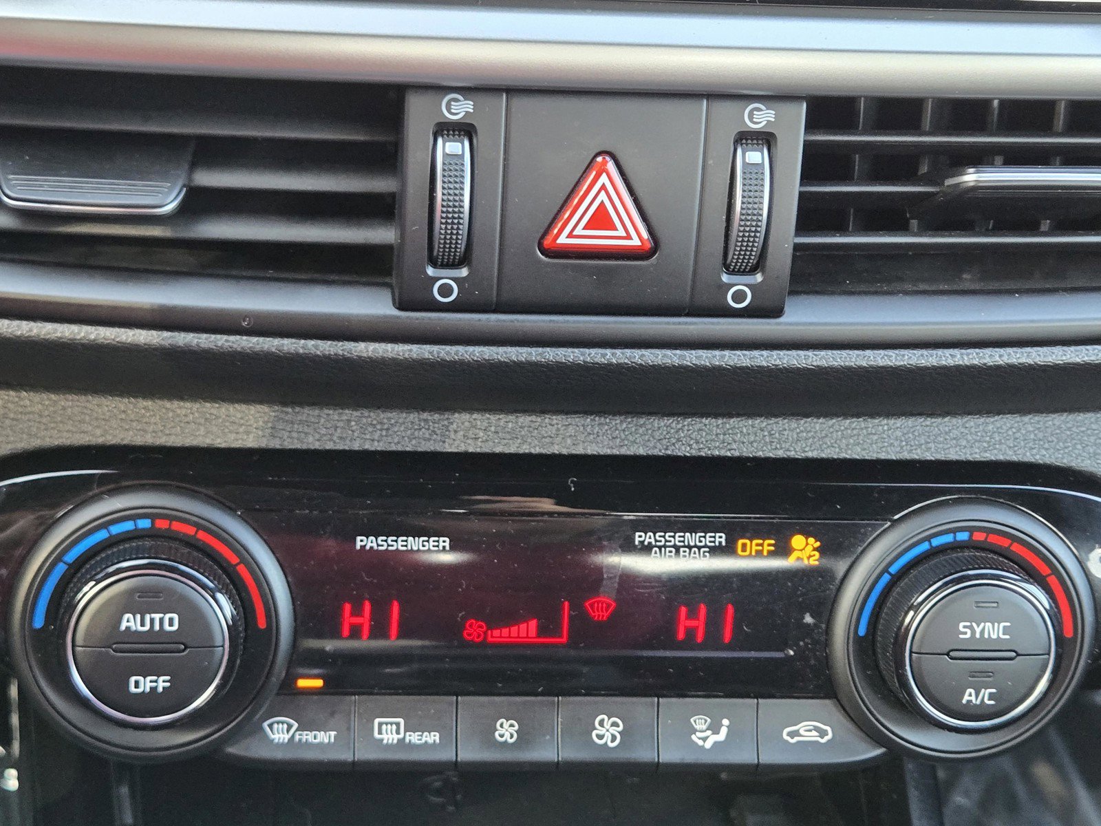 Certified 2022 Kia Forte GT image 25