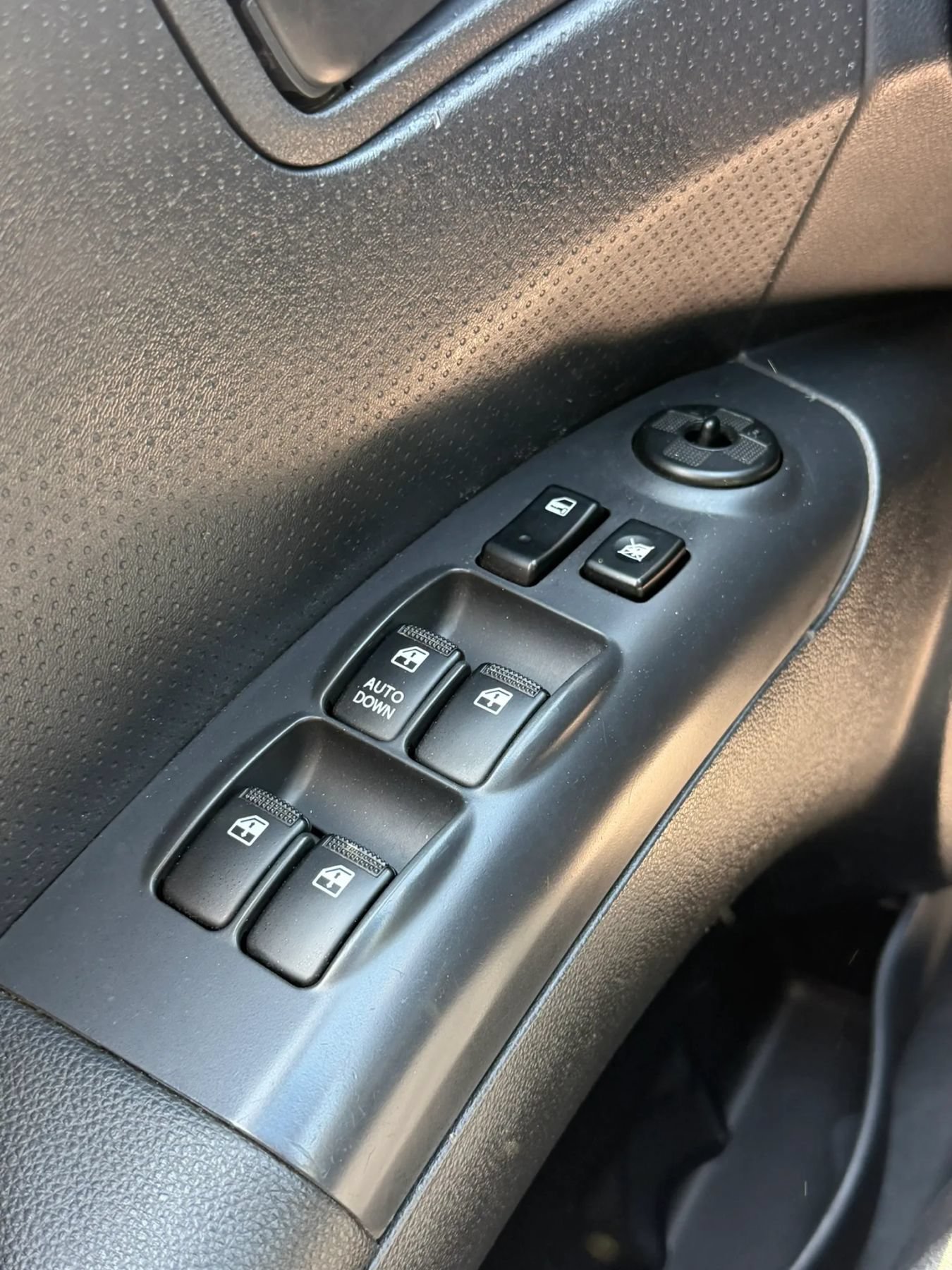 Used 2010 Kia Sportage LX FWD image 22