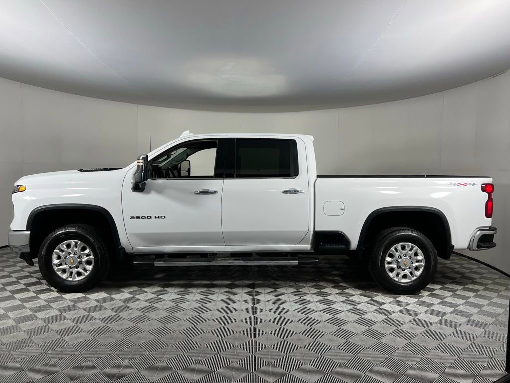 Used 2024 Chevrolet Silverado 2500 LTZ image 7