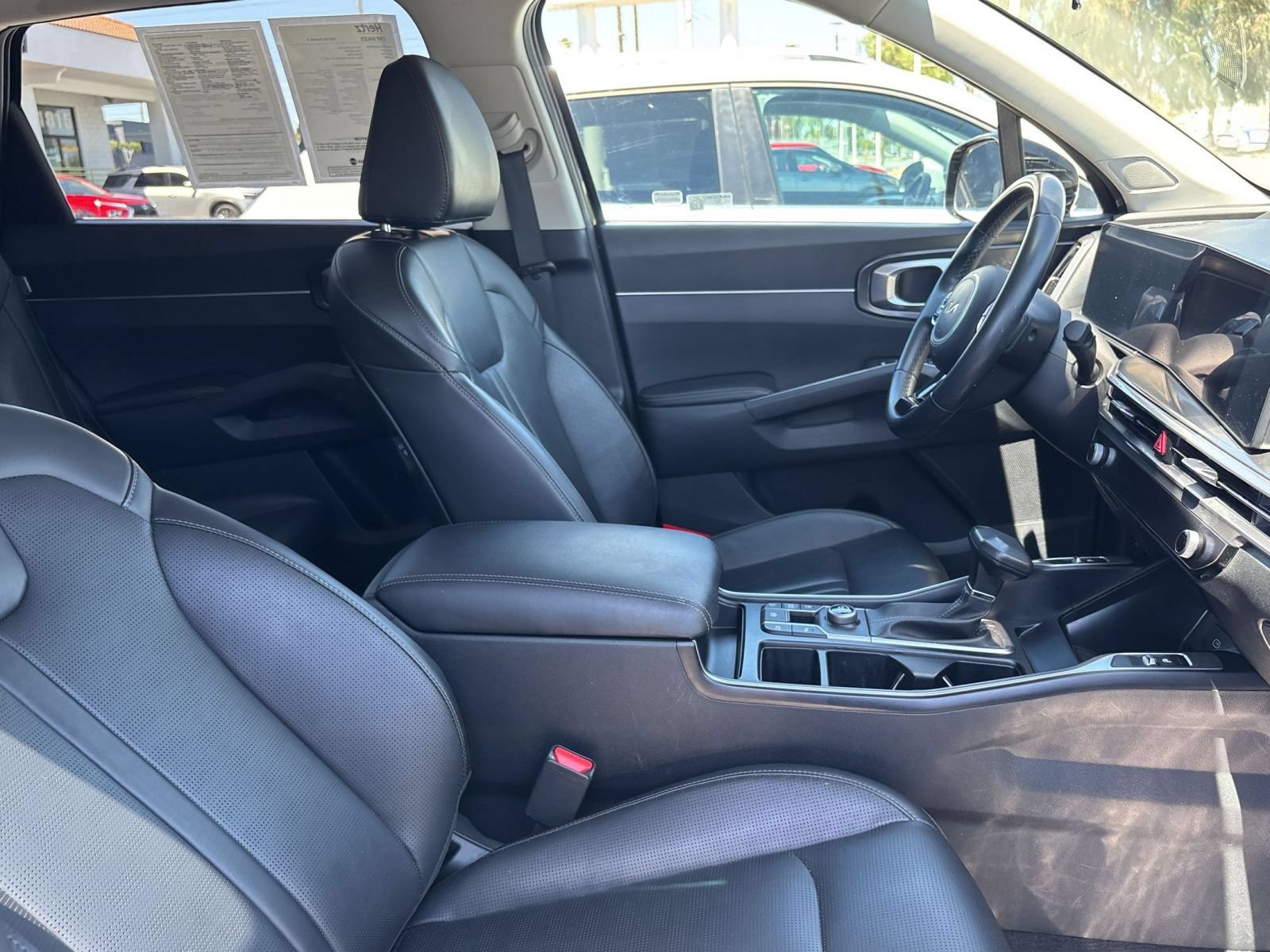 Used 2024 Kia Sorento S FWD image 10