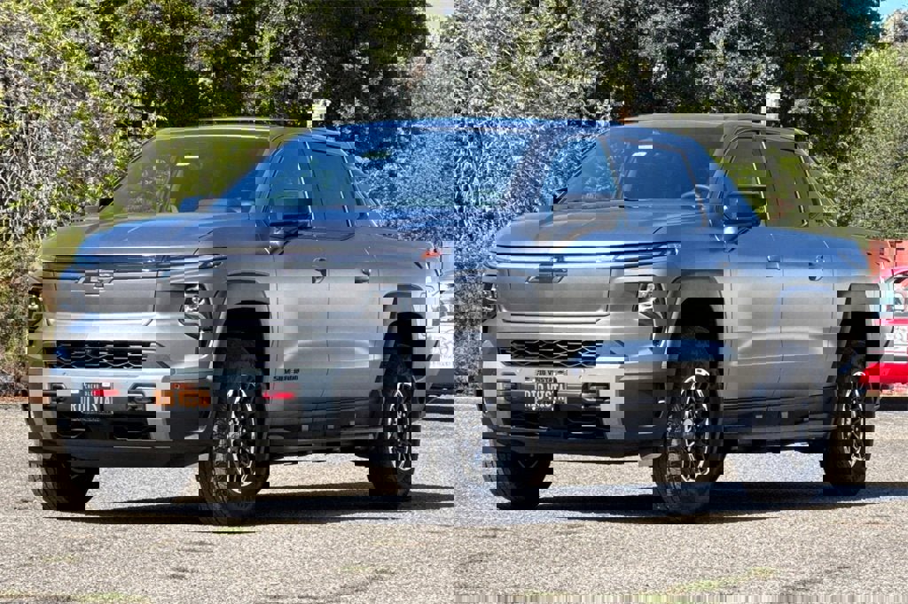 New 2026 Chevrolet Silverado EV Trail Boss image 8