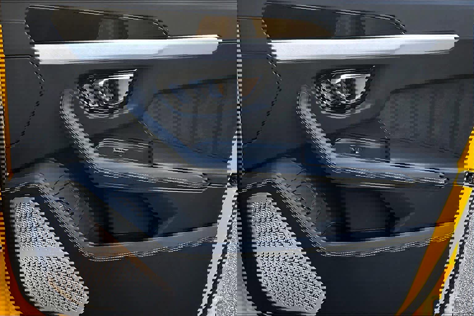 Used 2022 Lamborghini Urus image 22