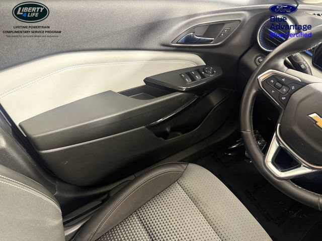 Used 2024 Chevrolet Trax LT w/ Driver Confidence Package FWD image 30