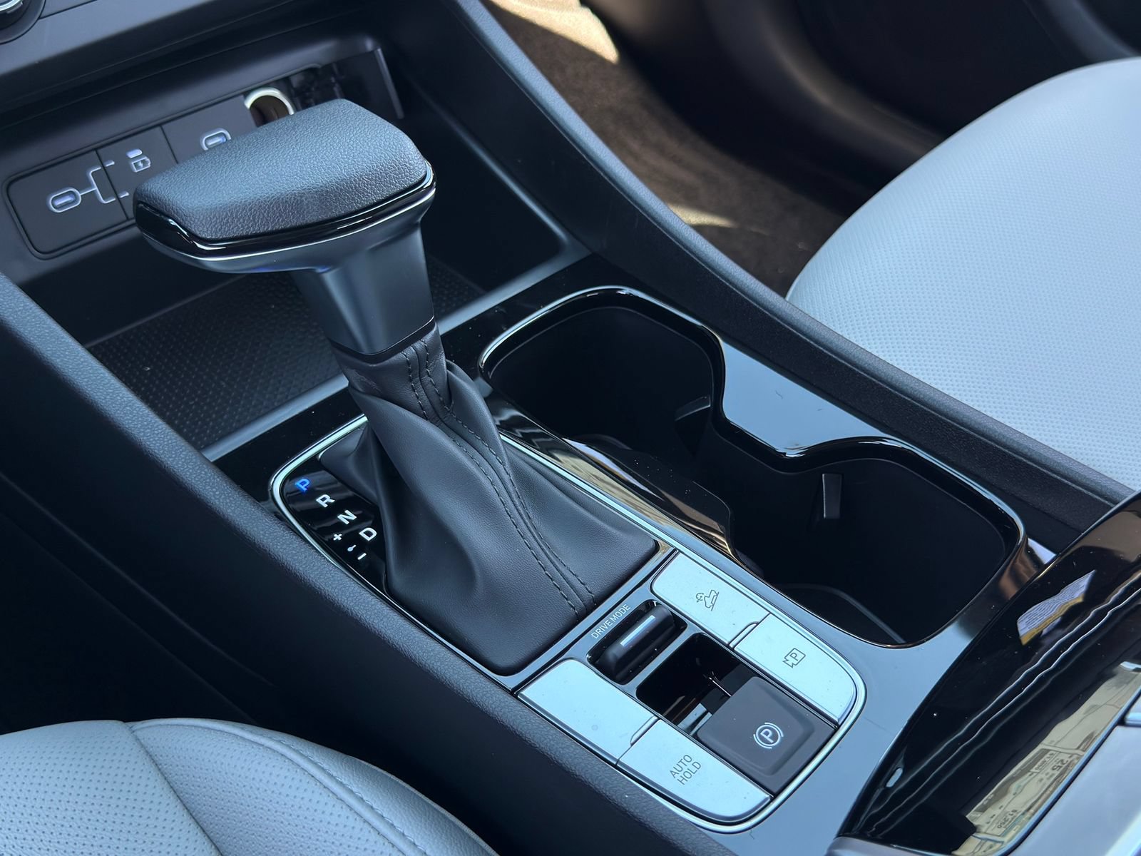 New 2027 Hyundai Santa Cruz SE FWD image 18