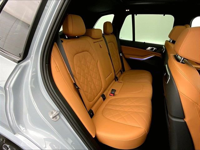 Used 2025 BMW X5 M60i image 27