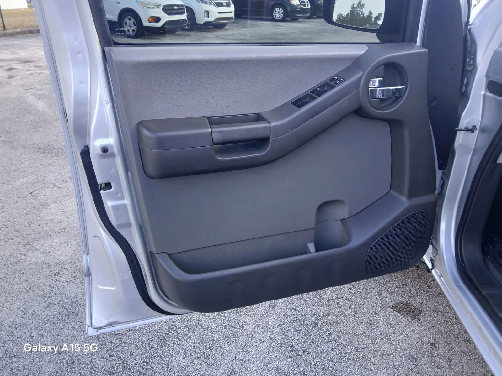 Used 2014 Nissan Xterra S image 10