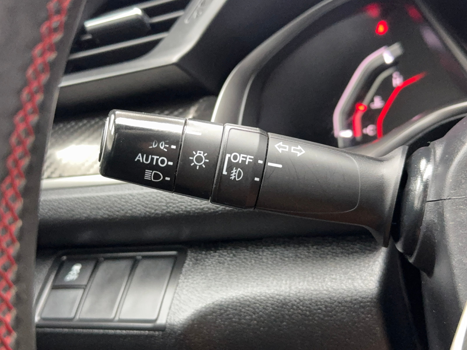 Used 2018 Honda Civic Si image 31