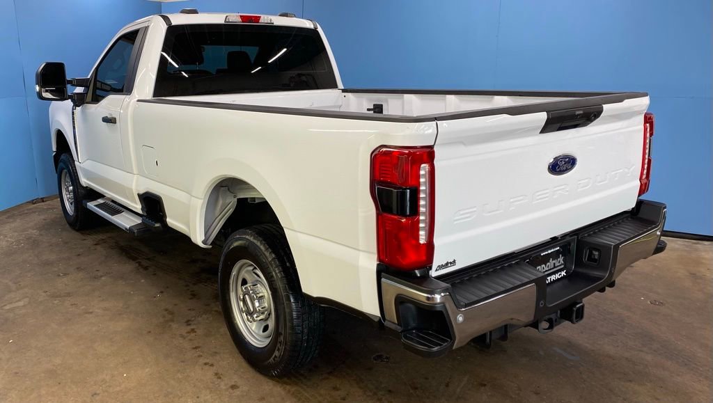 Used 2023 Ford F250 XL w/ 360-Degree Camera Package image 7