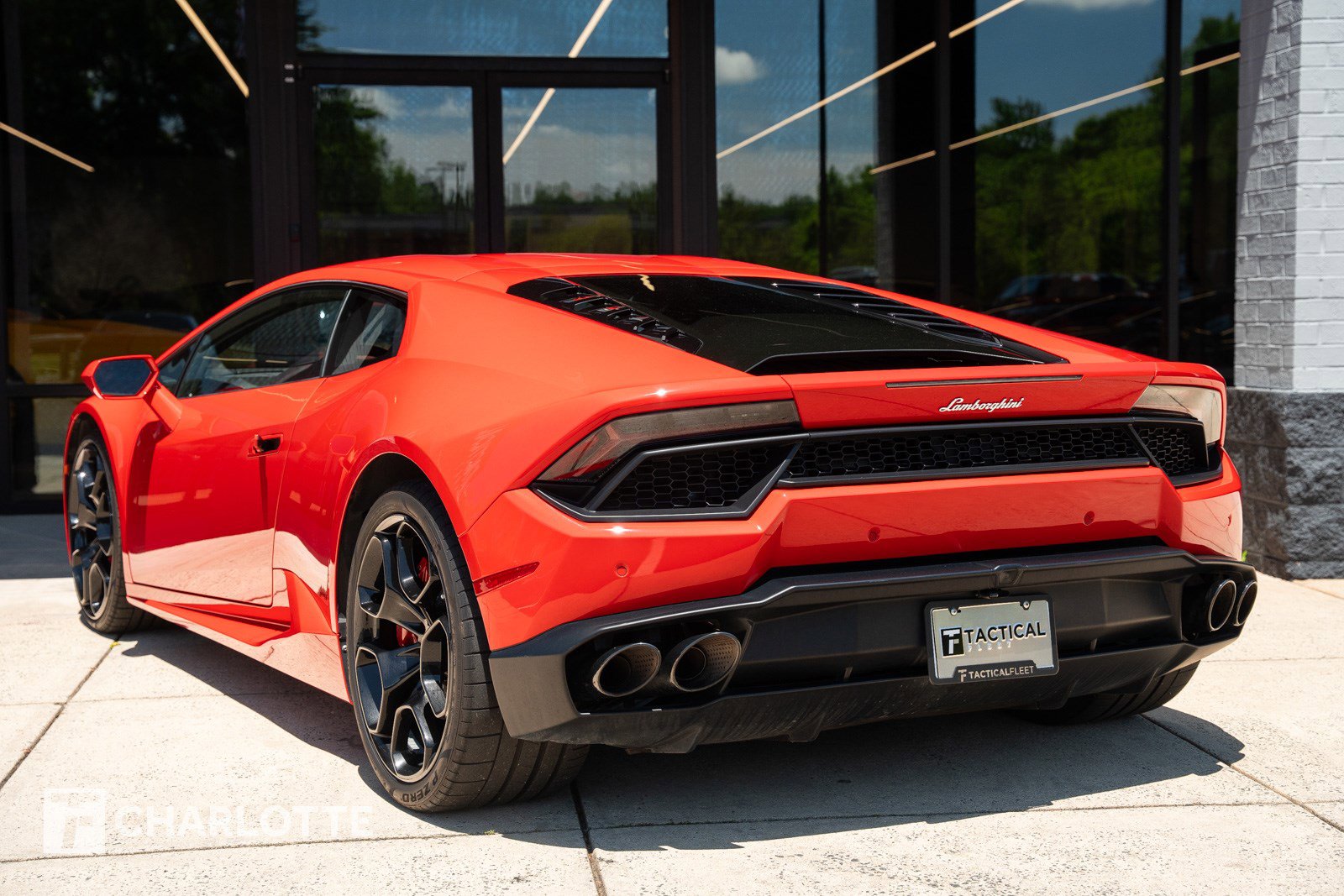Used 2016 Lamborghini Huracan LP 580-2 RWD image 11