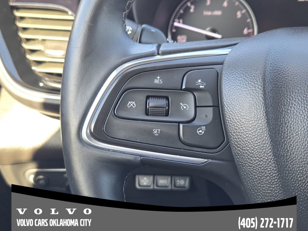 Used 2022 Buick Envision Avenir w/ Technology Package II image 27