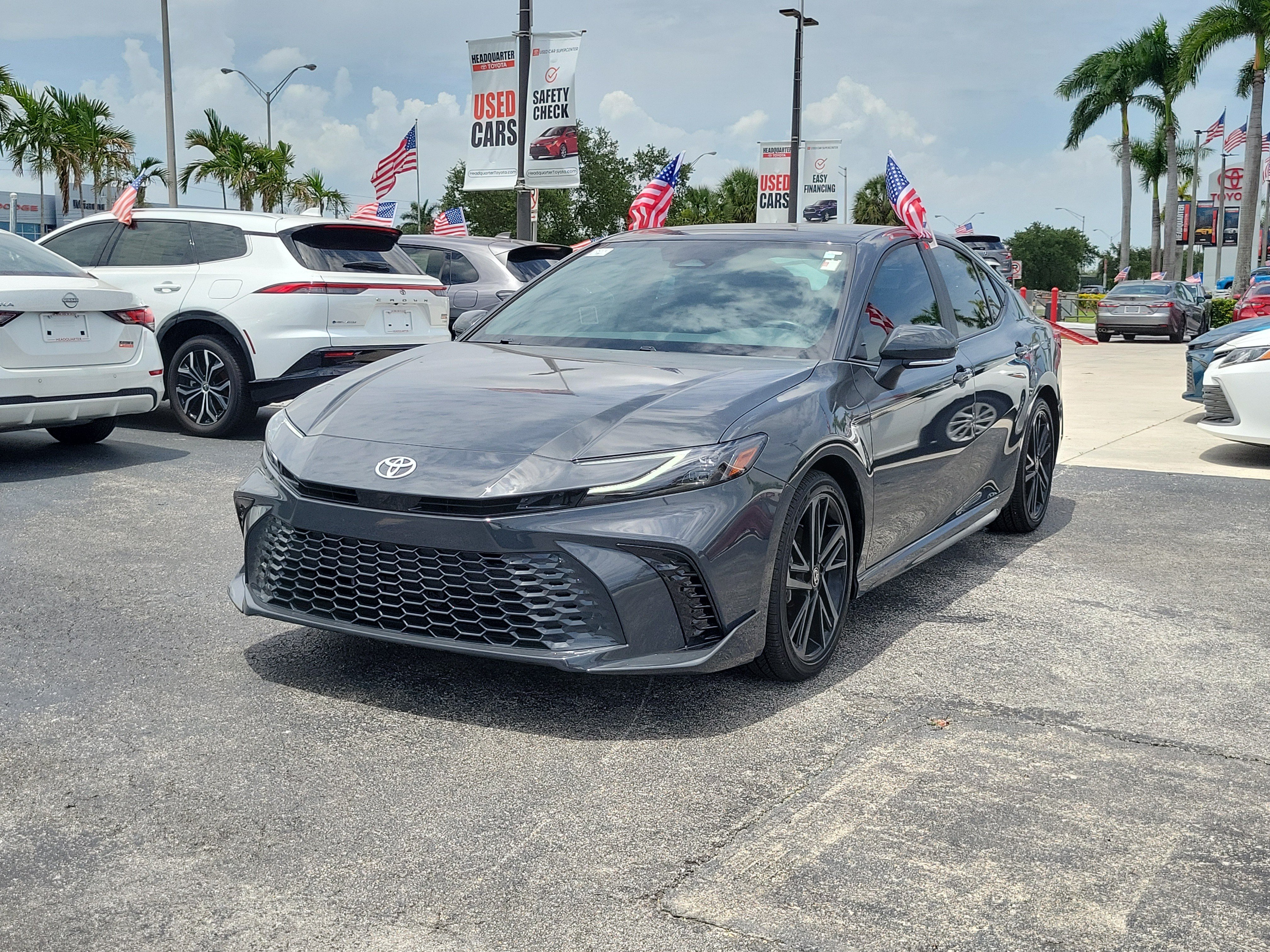 Used 2026 Toyota Camry XSE FWD image 5