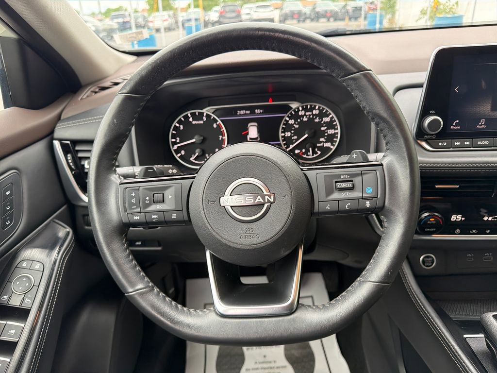 Used 2023 Nissan Rogue SL FWD image 17