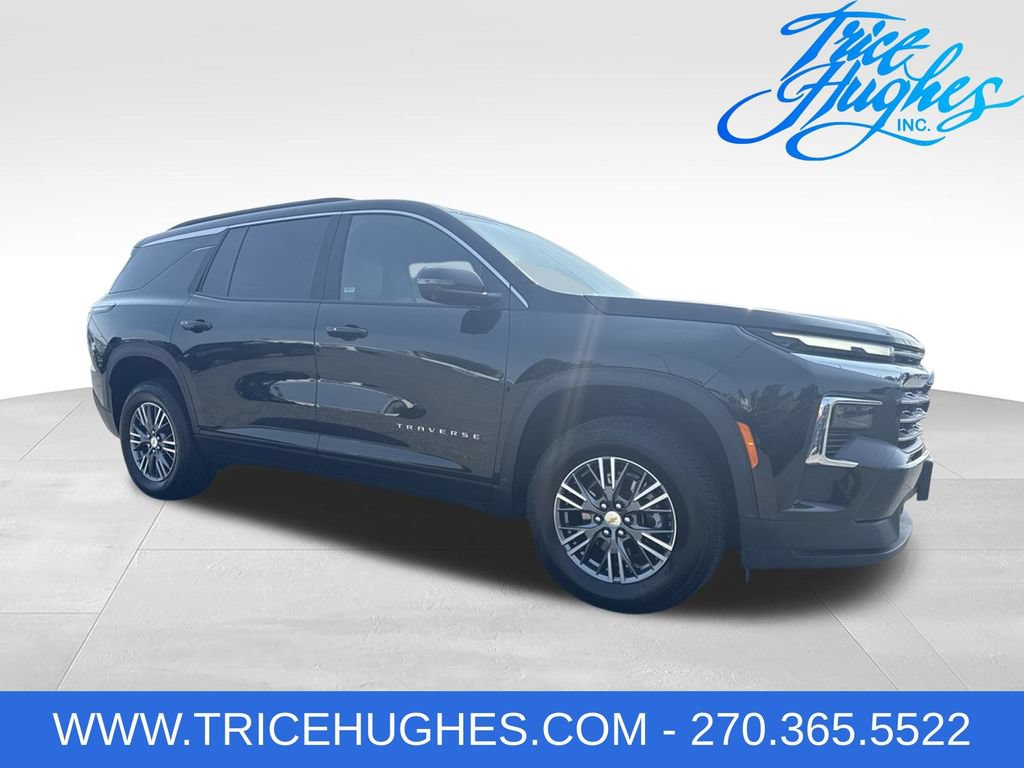 Used 2026 Chevrolet Traverse LT w/ Driver Confidence Package