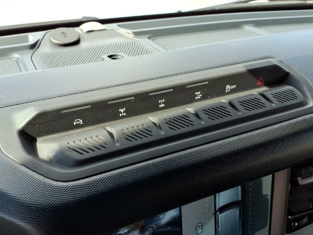 Used 2021 Ford Bronco First Edition AWD/4WD image 30