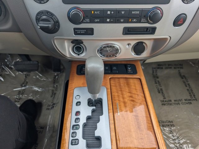 Used 2010 INFINITI QX56 4WD image 12