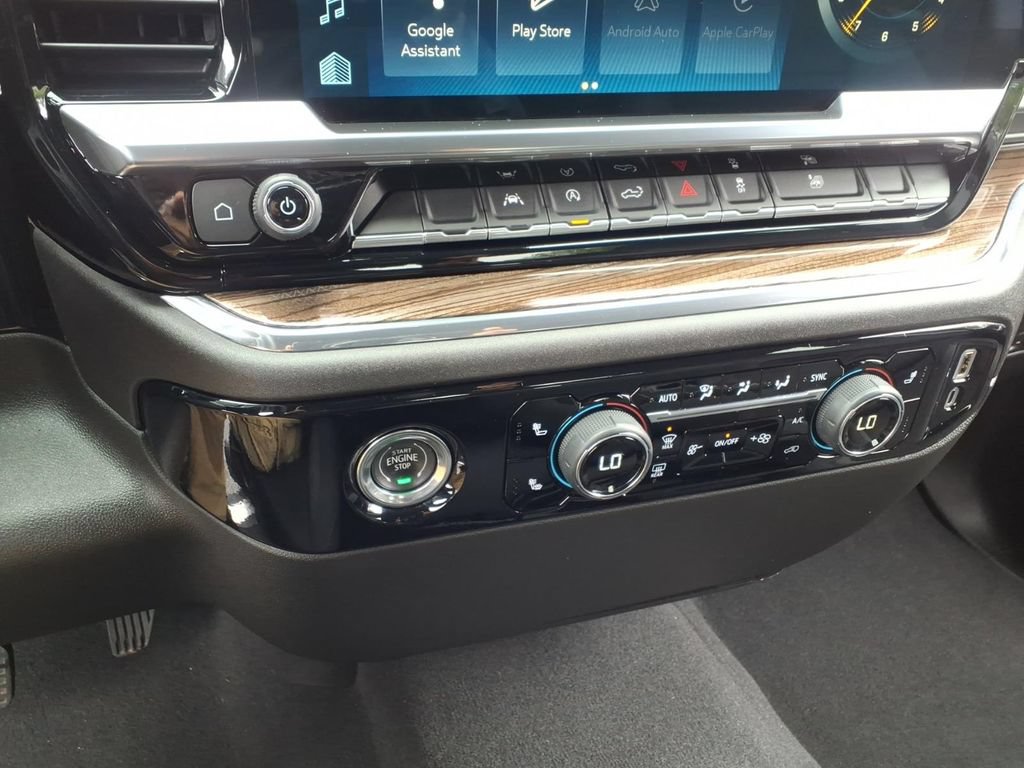 Used 2023 Chevrolet Silverado 1500 LT AWD/4WD image 28