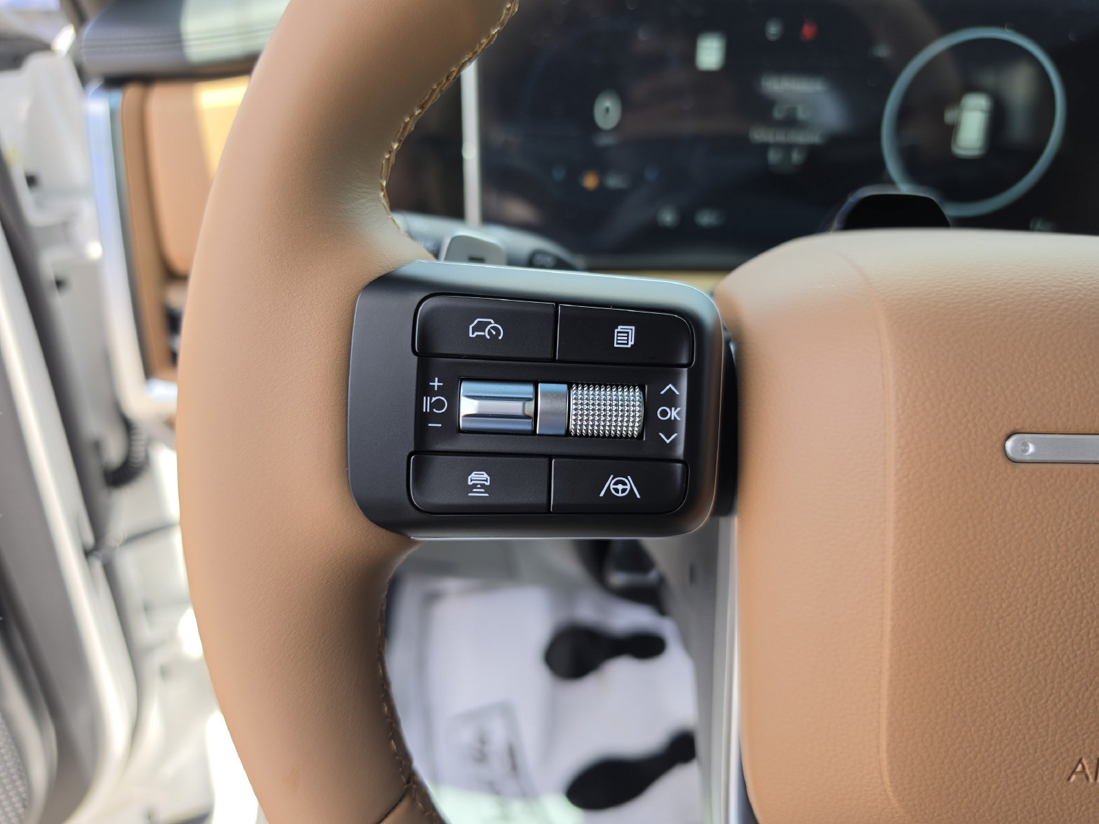 New 2026 Hyundai Santa Fe Limited FWD image 32