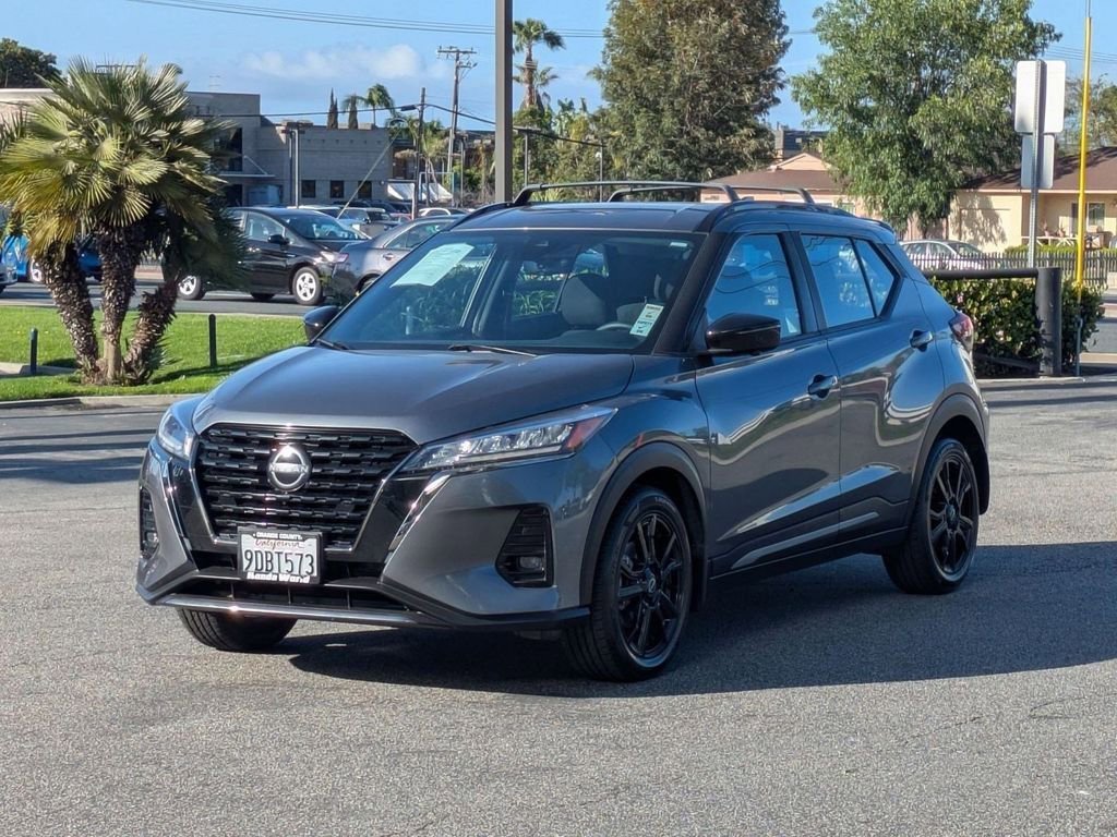 Used 2023 Nissan Kicks SR w/ Interior Electronics Package image 4