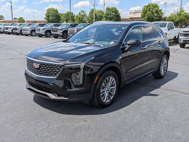Used 2025 Cadillac XT4 Premium Luxury FWD image 7