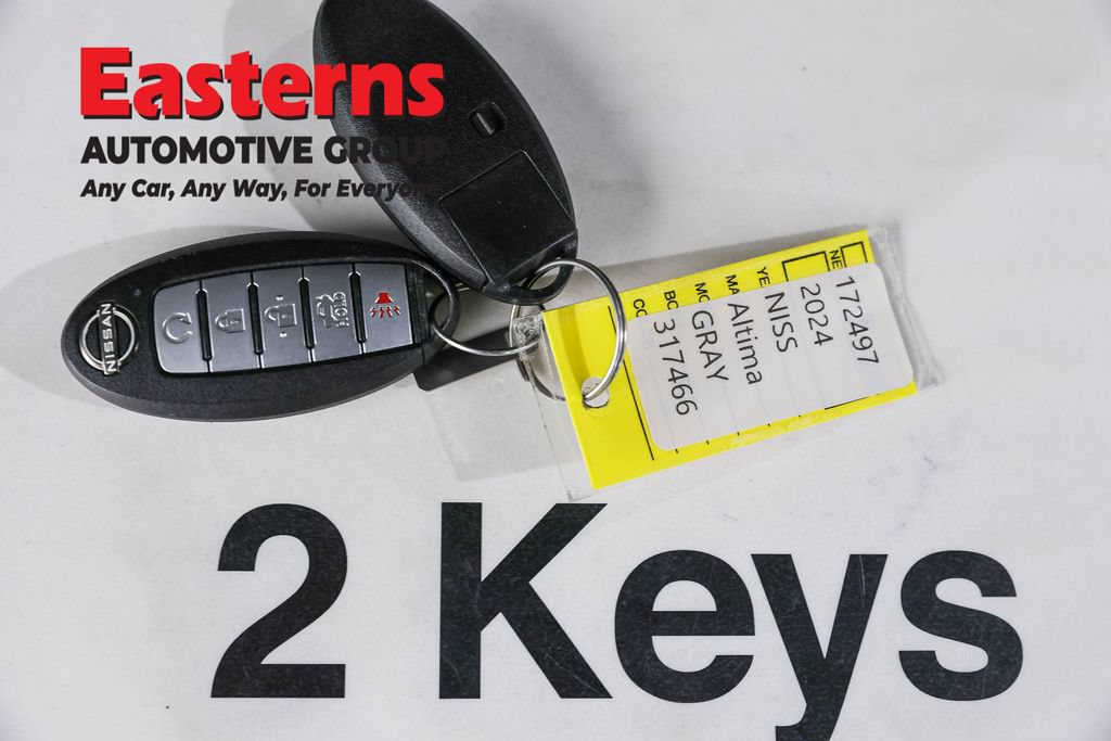 Used 2024 Nissan Altima 2.5 S FWD image 24