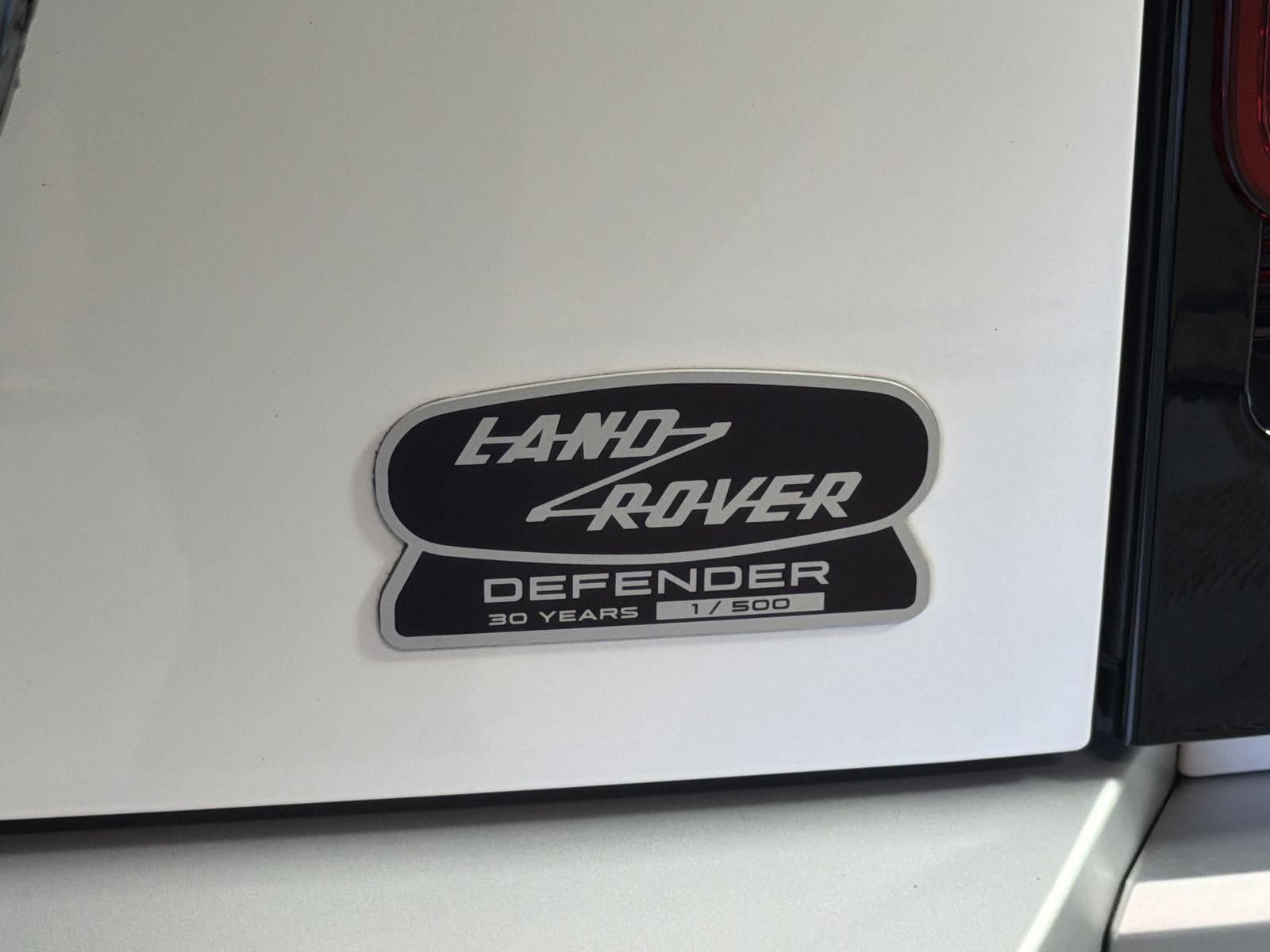 Used 2023 Land Rover Defender 110 S image 29