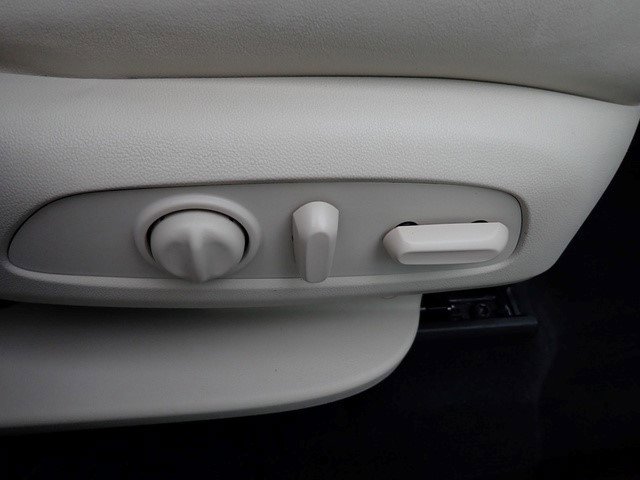 Certified 2023 Buick Enclave Essence w/ Experience Buick Package image 13