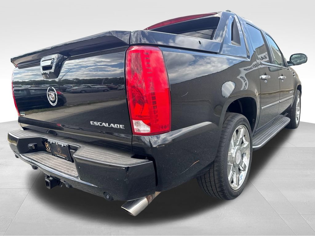 Used 2011 Cadillac Escalade EXT Luxury AWD/4WD image 11