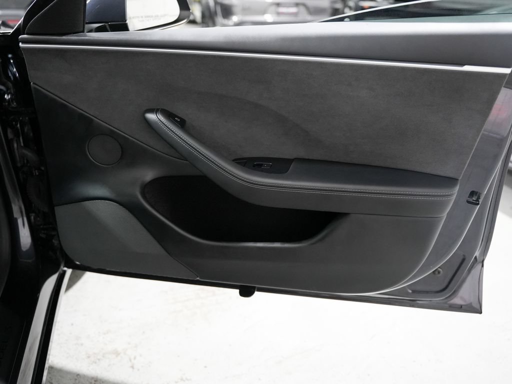 Used 2024 Tesla Model 3 Performance AWD/4WD image 34