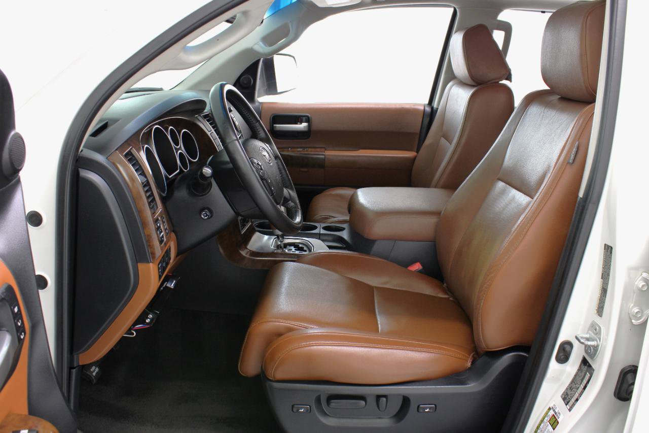 Used 2008 Toyota Sequoia Platinum image 33