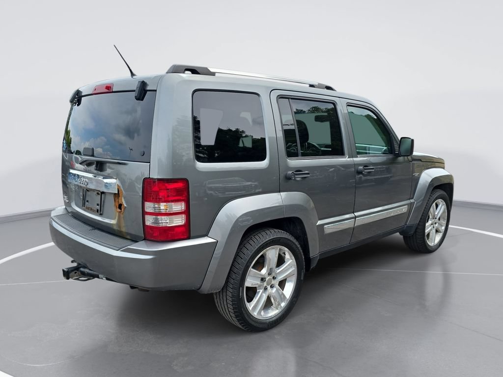 Used 2012 Jeep Liberty Limited Jet AWD/4WD image 3