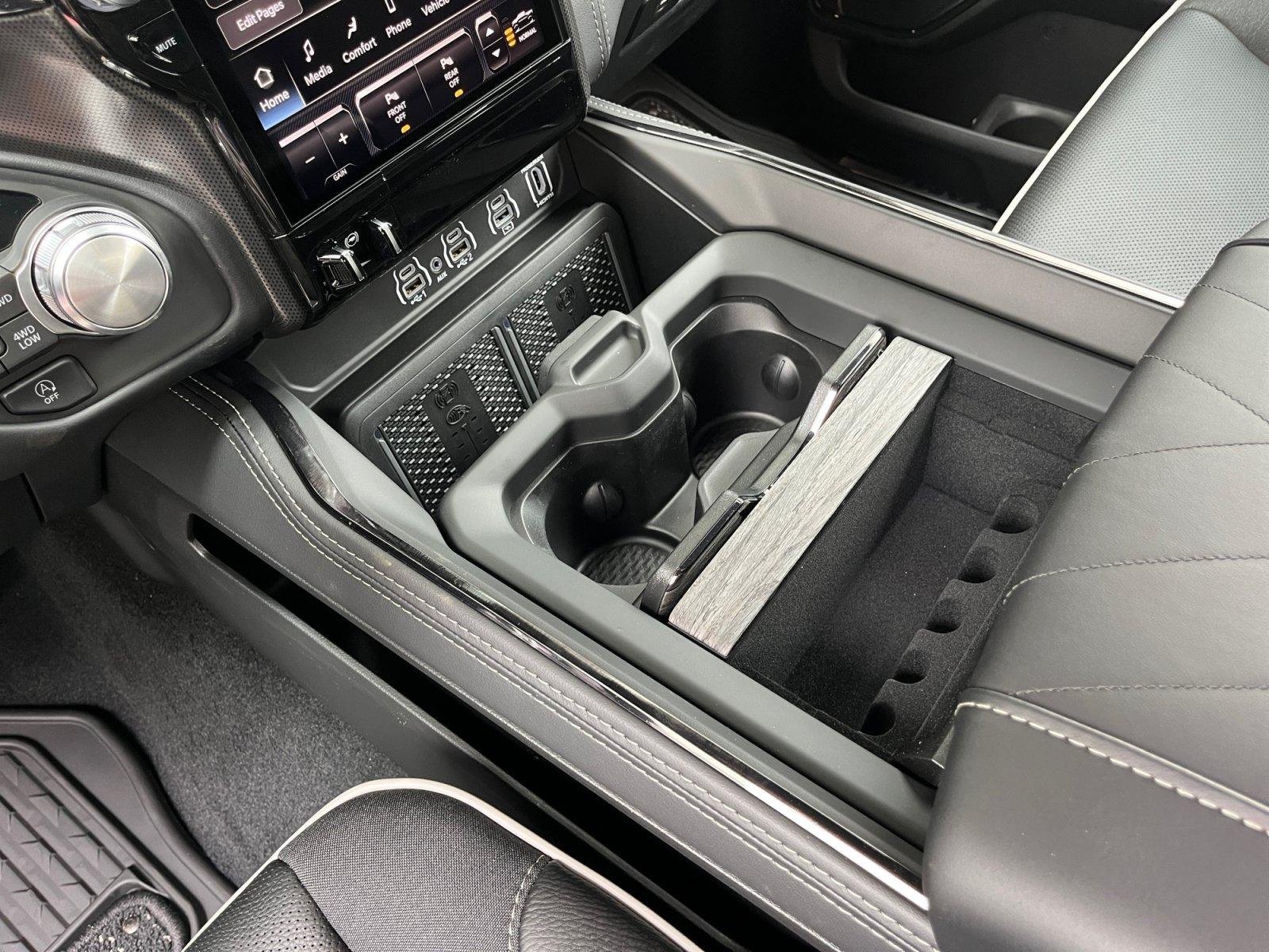 New 2026 RAM 1500 Limited AWD/4WD image 24